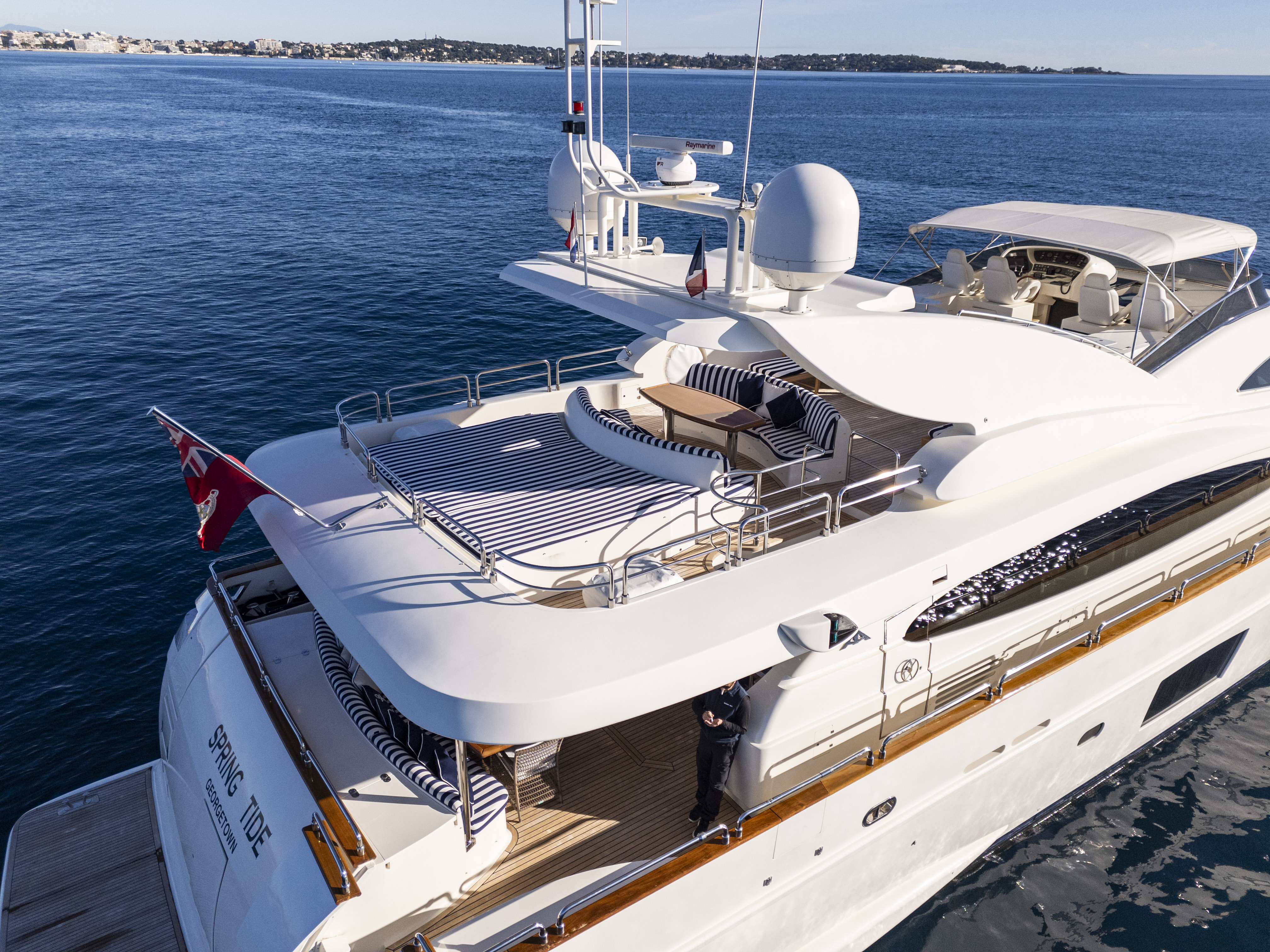 Astondoa 102 - 3