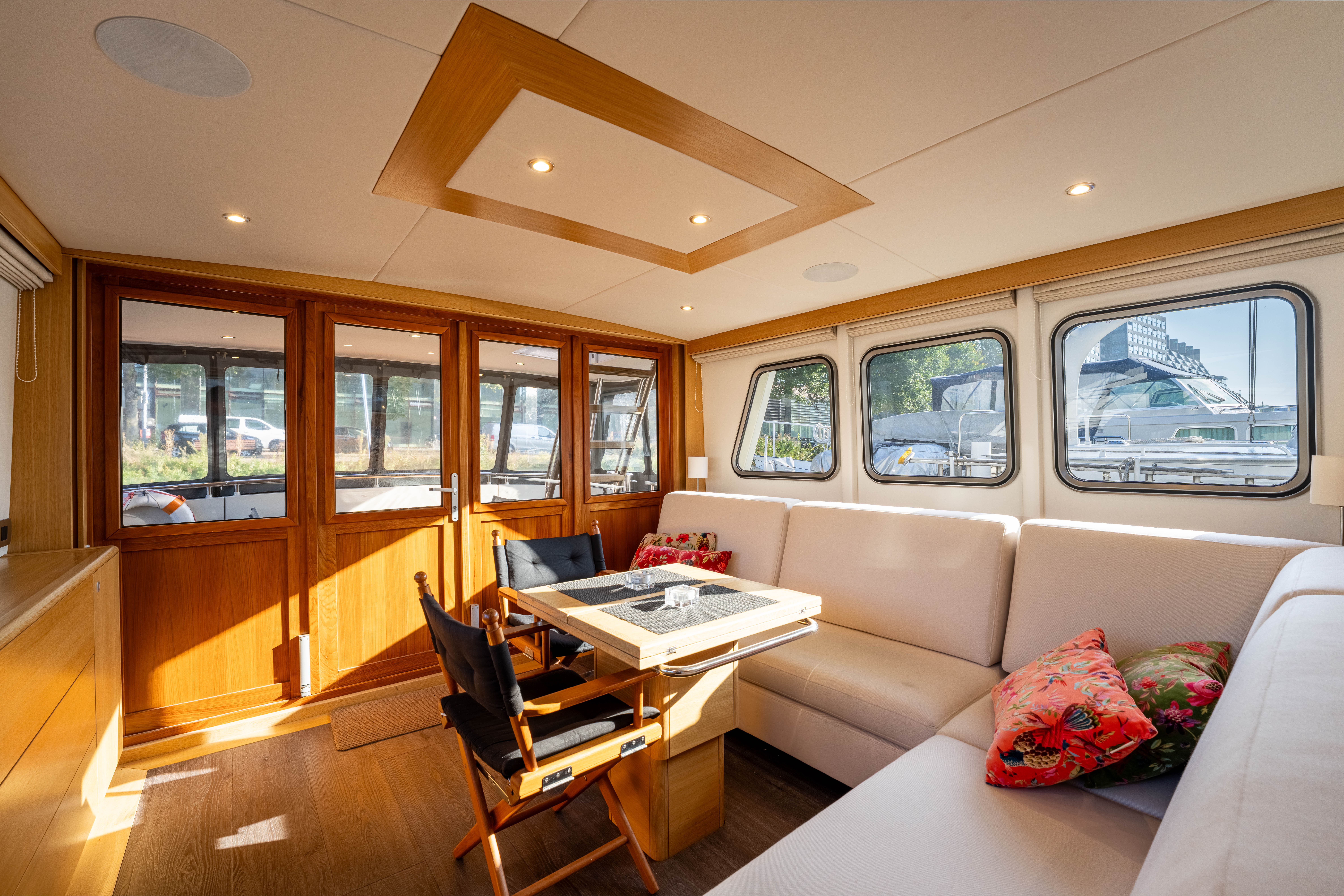 STEELER EXPLORER 50 PILOTHOUSE - 5