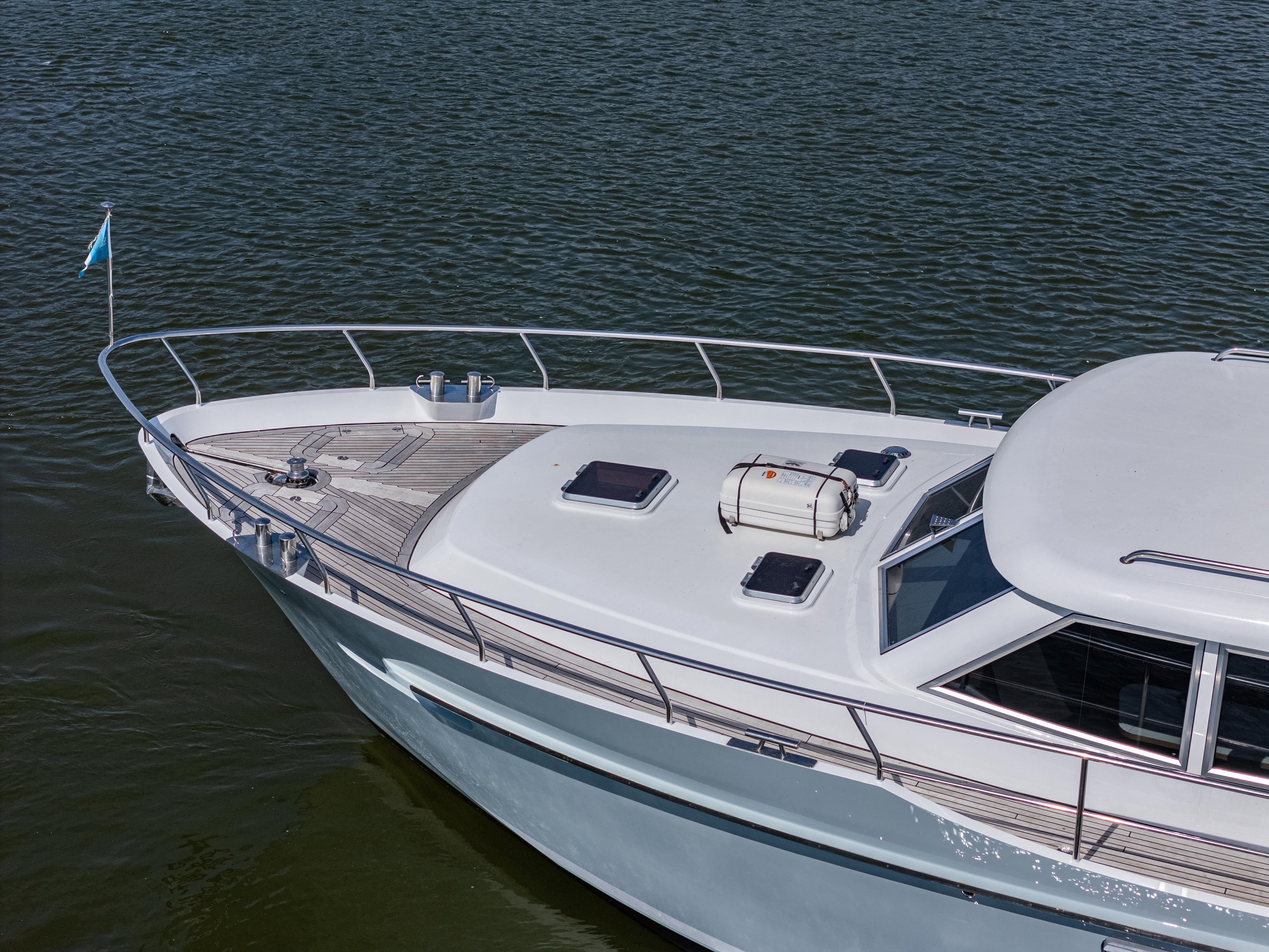 VRIPACK 63 CUSTOM M/Y - 6