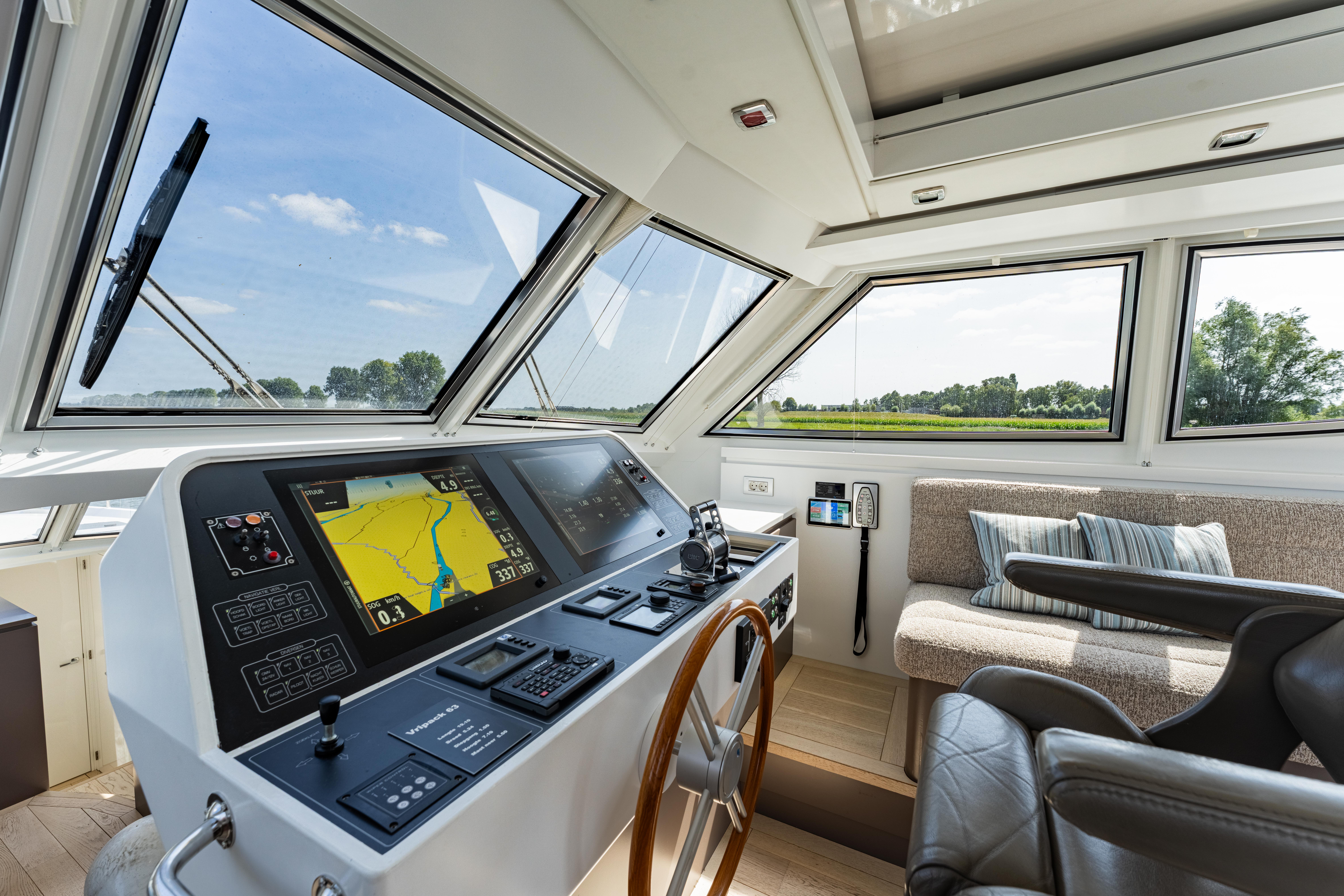 VRIPACK 63 CUSTOM M/Y - 5